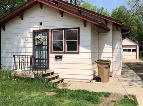 2,300 per month; 3 Beds; 2 Baths; 406 16th St NE, Dilworth, MN 56529. . Houses for rent in north dakota